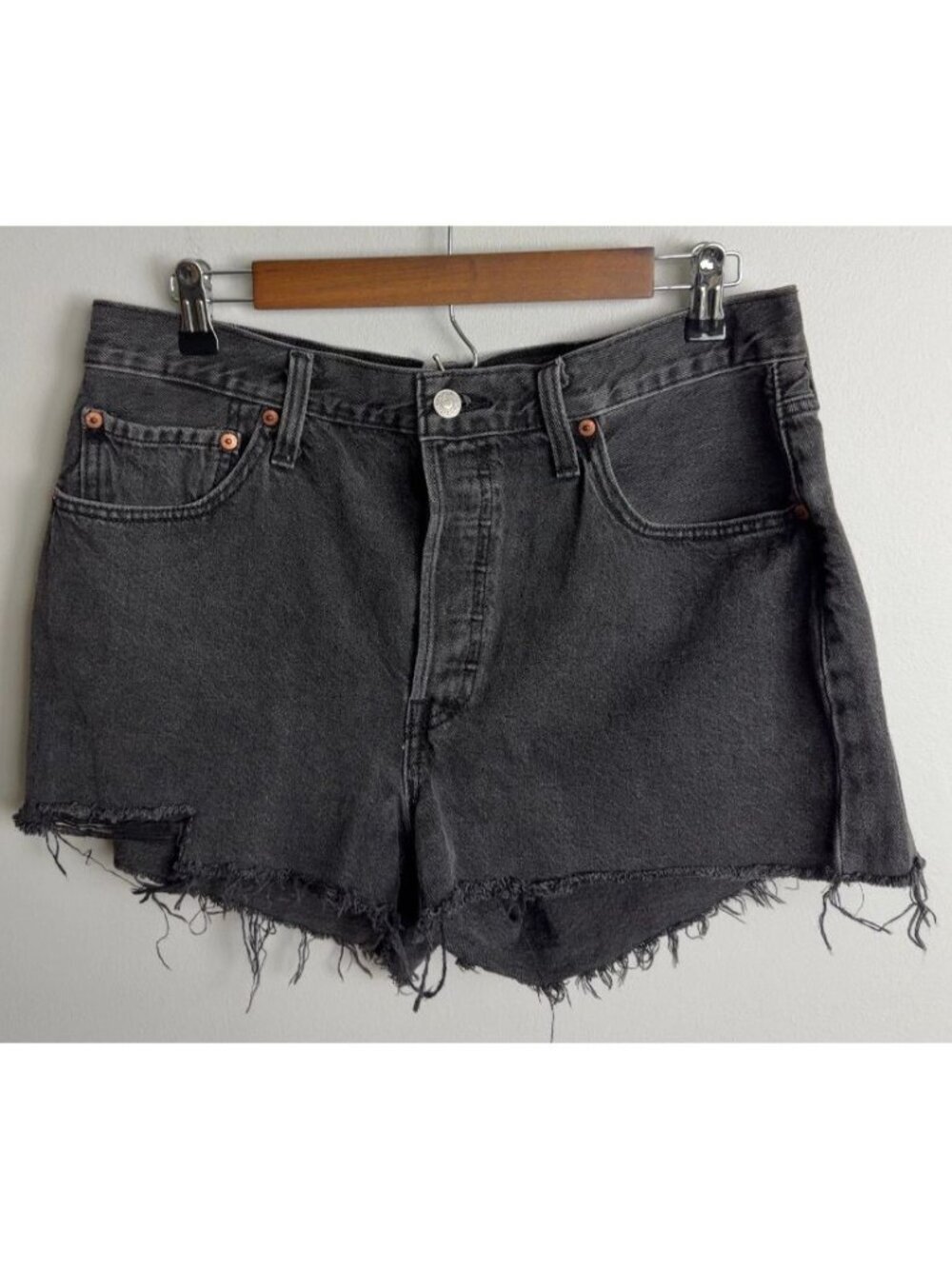 Levi's 501 Black Denim Shorts W32 Button Fly Raw Hem Cut-Offs Women’s